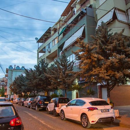 Nuestra Casa Hotel Tirana Exterior foto